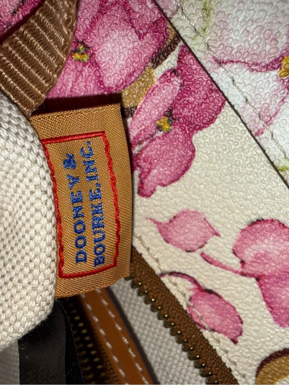 Dooney & Bourke EUC Floral Hydrangea Tote in Pink, Blue and Brown - Picture 10 of 14